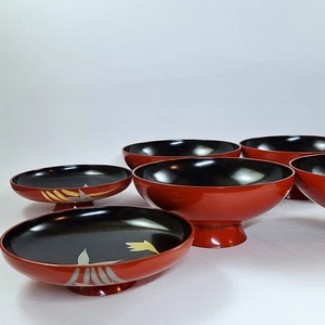 Set aus 4 Vintage japanischen lackierten Reis- oder Suppenschüsseln mit Deckel KOSTENLOSER VERSAND - Bild 1 von 15