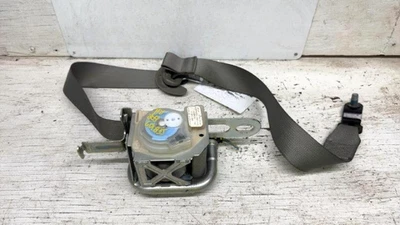 2011-2014 Dodge Durango  Right Passenger Seat Belt Retractor Assembly Black OEM - Imagem 1 de 4