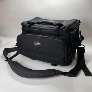 Lowepro Compact AW DV Camera Shoulder Bag Camera Photography Black - Photo 1 sur 5