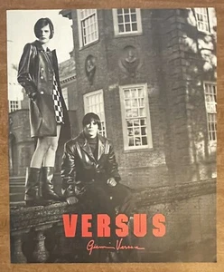 1995 Gianni Versace Versus Sexy Fashion Models 90s Print Ad - Picture 1 of 2