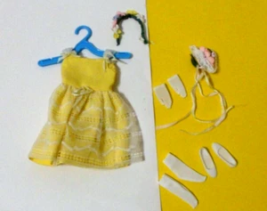 Mattel VTG #1904 Skipper doll clothes FLOWER GIRL DRESS GLOVES COMPLETE - Picture 1 of 2