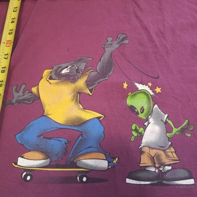 Camiseta De Colección Bugal Boy Wolf Patinador Alien Gráfico Músculo Para Hombre Foto 1 de 4