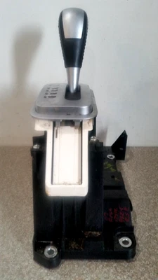 05-07 Conjunto de palanca de cambios de transmisión automática Ford Freestyle OE 6G1P7K004BCW Foto 1 de 4