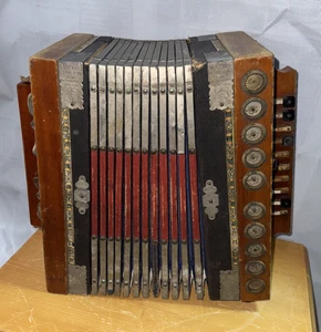 Aus Sammlungsauflösung  Altes Akkordon -Superba Orchester Accordeon #131 - Picture 1 of 7