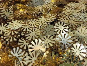 500 pcs Vintage Metallic Gold 16mm Large Spoke Loose Sequins for Sewing Crafts - Picture 1 of 2