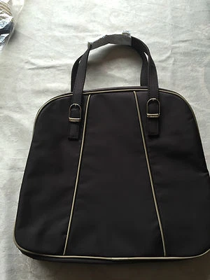 Cerruti Schultertasche in braun ideal zum Tragen von kleinen Laptop oder iPad