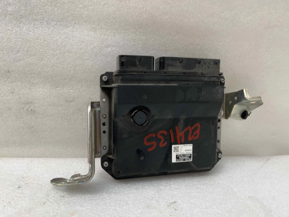 Módulo de control electrónico Lexus CT200H 2015-2017 - 1,8 L transmisión automática OEM 91 k millas Foto 1 de 3