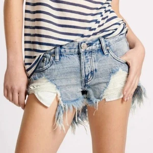 One Teaspoon Designer Light Washed Blue Distressed Denim Shorts - Picture 1 of 15