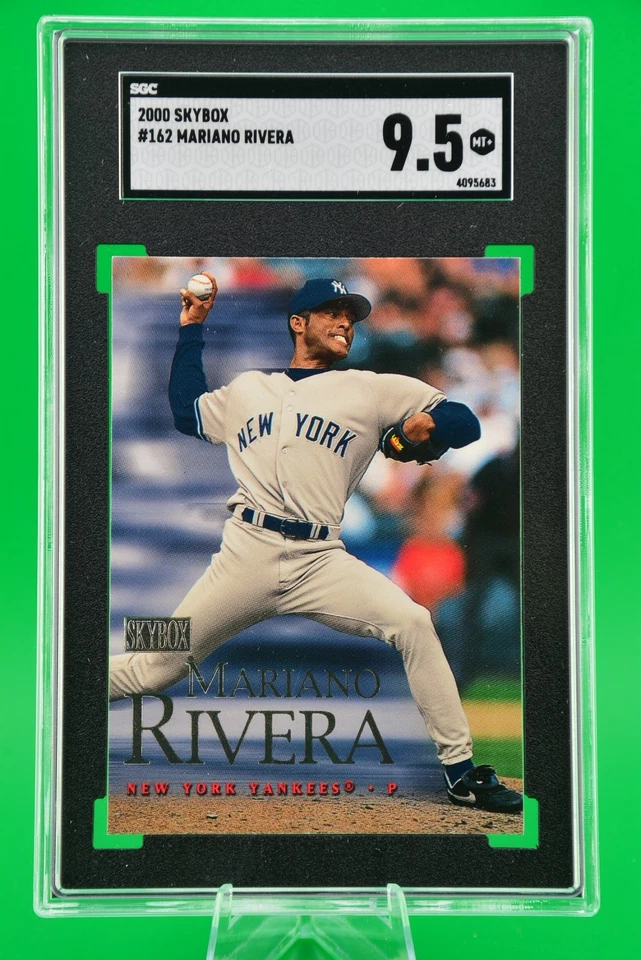 SkyBox Mariano Rivera #162 2000 New York Yankees Salón de la fama SGC 9,5 Foto 1 de 2