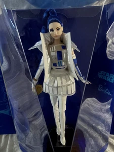 SPECIAL LIMITED EDITION * STAR WARS R2D2 BARBIE DOLL * NIB FACTORY SEALED BOX - Bild 1 von 14