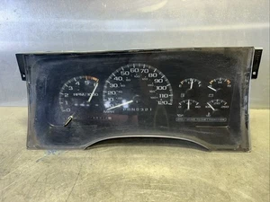 1999-2000 Cadillac Escalade Yukon Speedometer Cluster Instrument OEM 16244965 - Picture 1 of 6