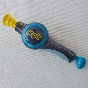 Hasbro Bop It 2002 Gioco di abilità portatile elettronico vintage Twist It Pull It - Foto 1 di 10
