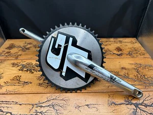 GT Racing 175mm One Piece BMX Crankset With 43 Tooth GT Sprocket - Picture 1 of 5
