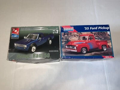 JUEGO DE 2 KITS MODELO DODGE RAM 50 Y 55 FORD PICK UP VINTAGE SIN ARRANCAR Foto 1 de 4