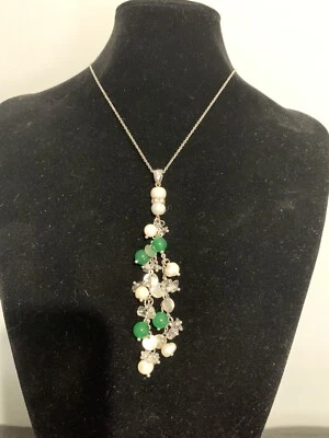 Colgante y collar de cadena con cristales de aventurina natural tono plata Foto 1 de 4