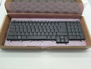 READ READ Dell Alienware M17x R4 M18x R2 US Backlit Keyboard 8GWD6 PK130MK1B00 - Picture 1 of 13
