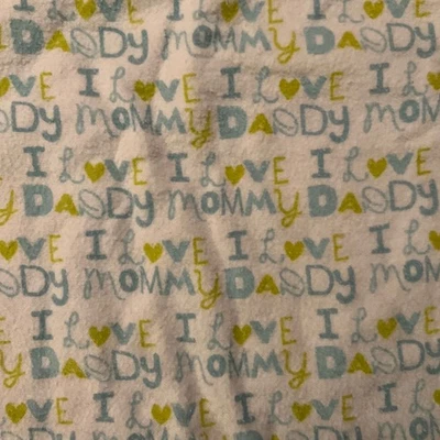 Manta de bebé hecha a mano I Love Mommy Daddy ligera verde blanca bebé niño pequeño Foto 1 de 4