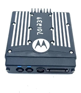 Motorola XTL 5000 UHF Radio M20URS9PW1AN Base Only 700/800Mhz - Picture 1 of 4