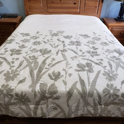 Edredom Kate Spade Queen 86x96 Branco Verde Botânico Floral Moderno Minimalista - Imagem 1 de 4