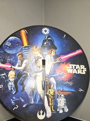 Reloj de pared vintage Star Wars Luke Skywalker Hans Solo 9” Darth Vader R2D2 ¡RARO! Foto 1 de 4