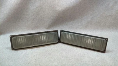 Par de luces de estacionamiento/marcadoras L & R para camioneta Chevrolet 88-89 O90-169515 Foto 1 de 4