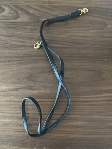 Dünne schwarze Ersatz-Umhängetasche mit Geldbörse Riemen goldene Schnalle hergestellt in den USA - Bild 1 von 1