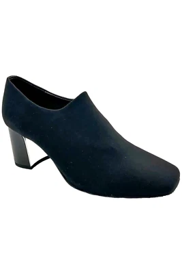 Bota Donald Pliner Feminina Chelsie Crepe Salto Elástico Preta - Imagem 1 de 3