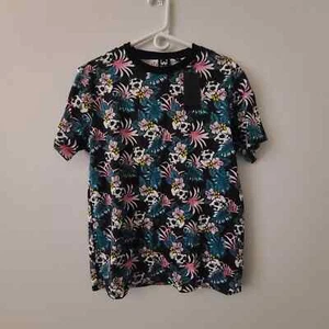 WXYZ Skulls Tshirt, Size M - Picture 1 of 4