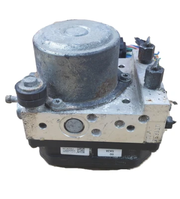 Módulo de bomba de freno antibloqueo Nissan Juke 2013-2014 ABS 47660 1KC3B OEM Foto 1 de 4