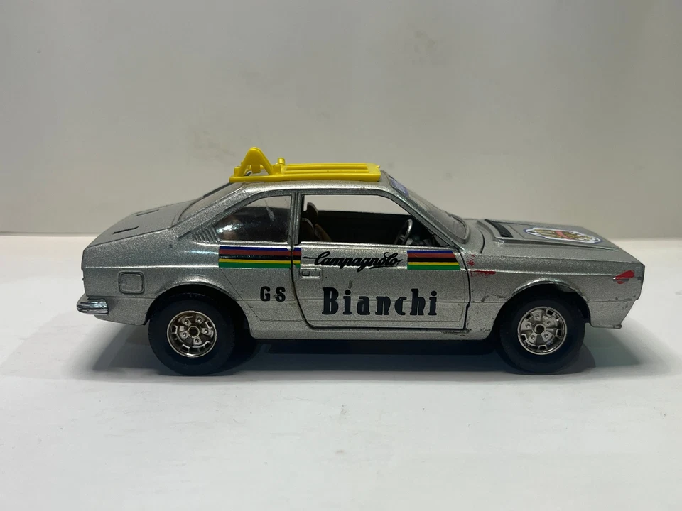 HOT WHEELS LANCIA BETA COUPE GIRO D'ITALIA SCALA 1/25 MEBETOYS - Immagine 1 di 4