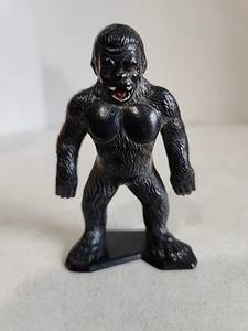 Vintage Tootsietoy King Kong Ape Man Gorilla Figure Hong Kong Cool Toy - Picture 1 of 5
