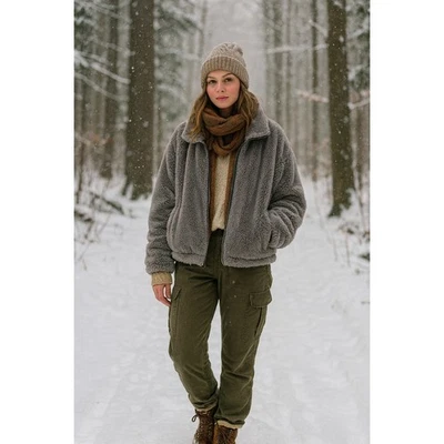 Chaqueta Bomber Boho Gorpcore Anthropologie Elevenses Gris Piel Sintética Difusa Cremallera L Foto 1 de 4