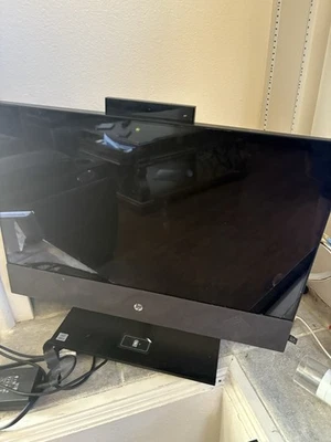 HP Pavilion All-in-One 24-k0024 i5-10400T 12GB RAM 256GB SSD 24" FHD Touch - Image 1 of 4