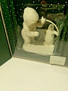 DEPARTMENT 56 SNOWBABIES #6835-7 I'LL TEACH YOU A TRICK 4" FIGURINE 1987 DV17 - Picture 1 of 4