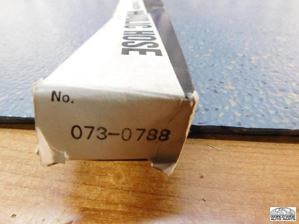 Manguera de freno delantera para camioneta Dodge D50 1979 Foto 1 de 1