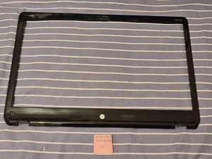 HP Pavilion ENVY DV7-7000 Serie 7051ea LCD Bildschirm Surround Blende Blende Blende - Bild 1 von 4