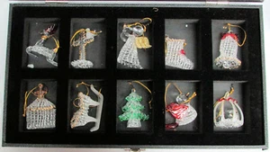 WONDERFUL 10 PIECES HANDBLOWN CRYSTAL CHRISTMAS ORNAMENTS IN DISPLAY CASE - Picture 1 of 3