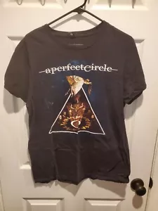 A PERFECT CIRCLE OFFICIAL 2017 BAND CONCERT MUSIC T-SHIRT- SIZE LARGE L - Picture 1 of 3