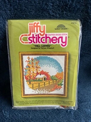 Jiffy Stitchery HOJAS DE OTOÑO Kit de punto de cruz contado 1979 Nuevo de Lote Antiguo Algodón 5x5” Muestra Foto 1 de 4