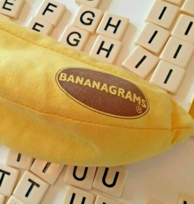 Complete BANANAGRAMS GAME Family Crossword / Spelling / Creative in Banana Case - Image 1 of 4