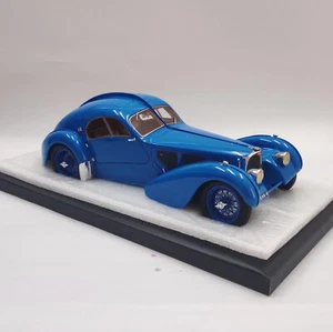 Modellino in resina NEO 1/18 BUGATTI 57SC ATLANTIC 1938 blu - Foto 1 di 3