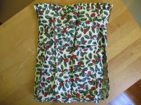 Longaberger 2 Handled MAGAZINE Basket Liner w Pockets - TRADITIONAL HOLLY Cover