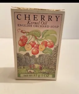 Crabtree & Evelyn Vintage London Cherry Kernel Oil English Orchard Soap Bar 1980 - Picture 1 of 4