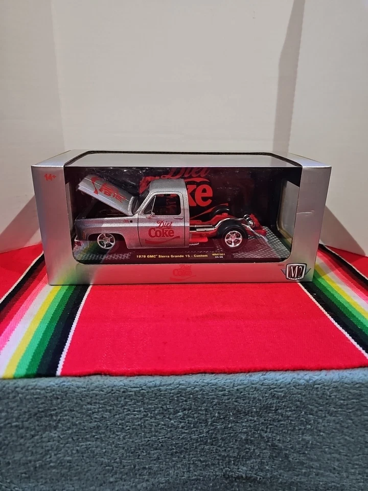 M2 MACHINES 1976 GMC SIERRA GRANDE 15 CUSTOM SQUAREBODY BEDLESS 1:24 COCA-COLA - Image 1 of 4