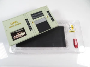 Bacchetta Diorama Garage Collezione Opel 1:43  - Foto 1 di 4