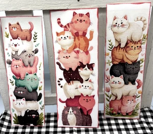Marcador de 3 gatos apilados - Lindo protector de página felino, regalo para lectores de libros - Imagen 1 de 3