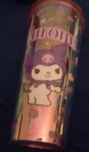 Bicchiere bevande fredde Sanrio Hello Kitty & Friend Kuromi con coperchio e cannuccia + tappo - Foto 1 di 6