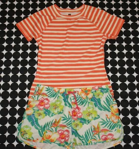 Girls Tea Collection & Zara 2-Piece Swimset Rash Guard Floral Trunks Size 12 - Picture 1 of 3