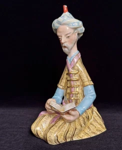 Herend Perser Figur liest ein Buch Porzellan Ornament H13cm/H5,1" mit Chip - Bild 1 von 6