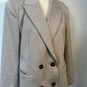 Sussan | Camel & Cream Double Breasted Blazer | Size: L - Picture 1 of 8